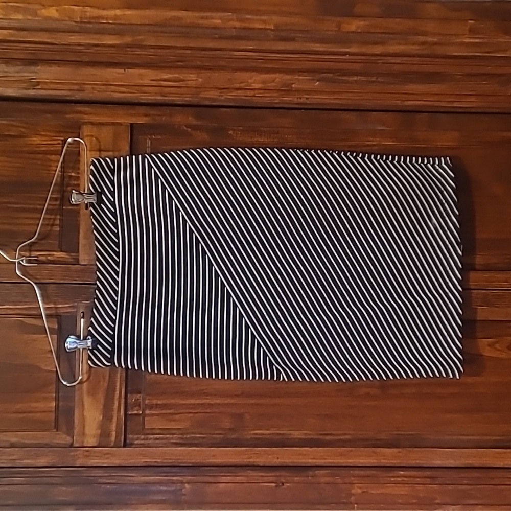 Banana republic knee length striped skirt
